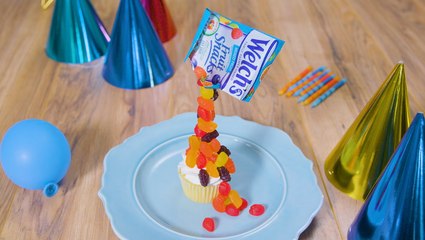 How To Make Fruit Snack Cupcakes That Will Blow Their Minds