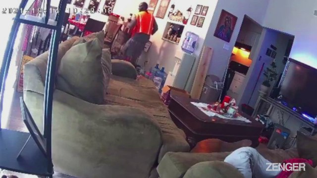 Heartless Thief Steals Two Pet Pups.mp4