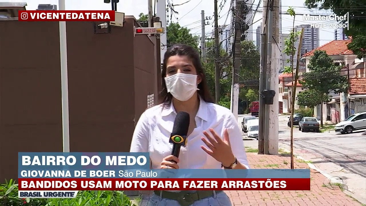 Bandidos usam moto para fazer arrastões e agridem moradores.