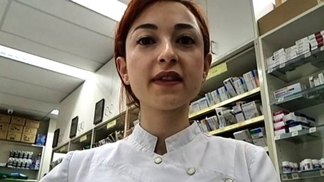 Pharmacists face pre-Christmas staffing and supply shortage