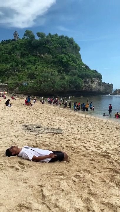 Holiday jogetin ae bang