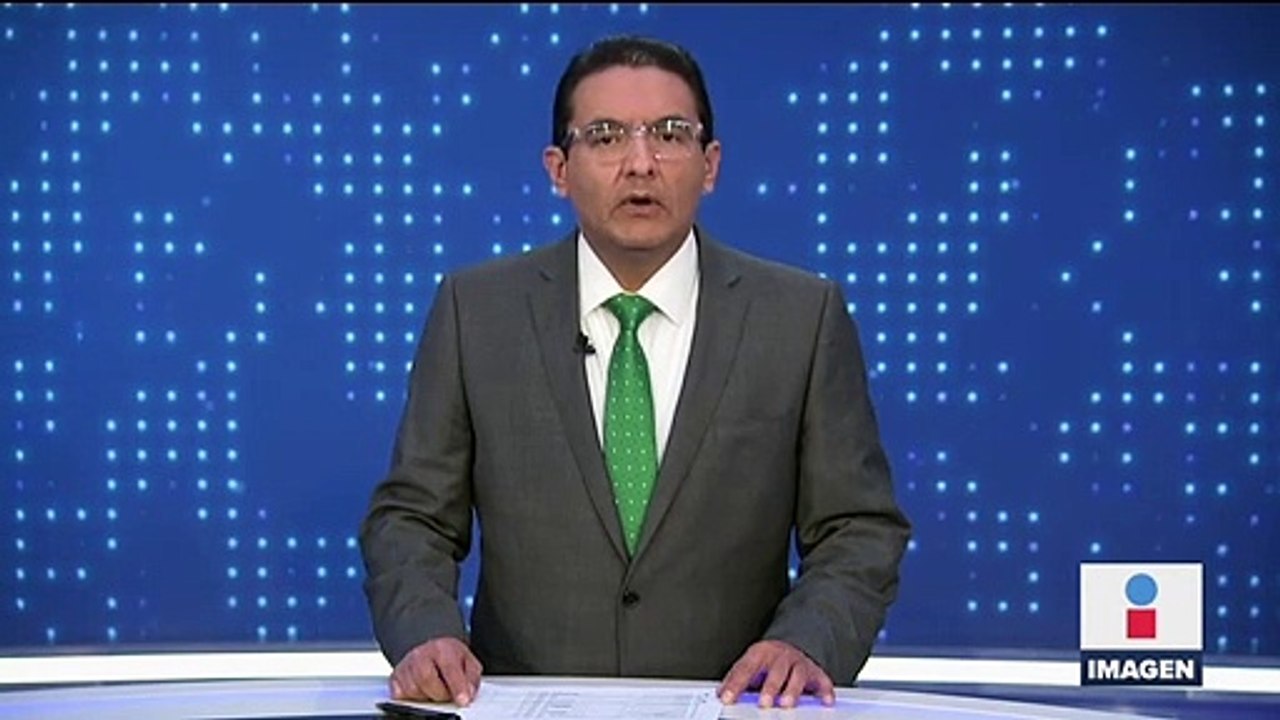 Canelo dona 5 mil juguetes a niños del DIF de Nuevo León