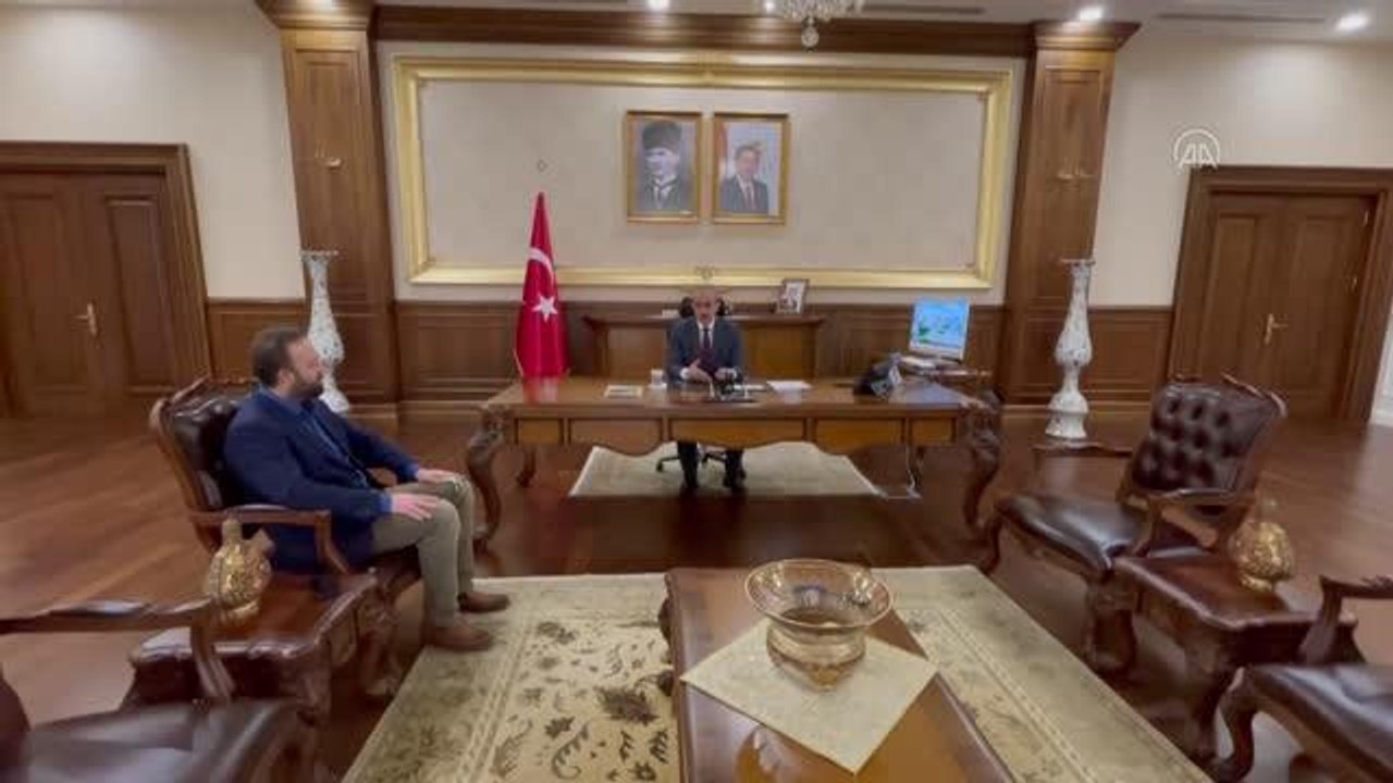 Vali Yavuz, AA'nın "Yılın Fotoğrafları" oylamasına katıldı