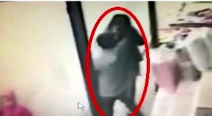 Sokakta güpegündüz dehşet anları! Saldırgan, evlilik hazırlığındaki kızın burnunu kırdı