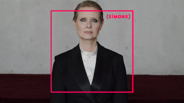 SIMONE : « Ta jupe est trop courte. Ne sois pas si provocante. Souris davantage. »