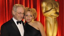 FEMME ACTUELLE - Steven Spielberg : qui est sa fille, Mikaela Spielberg, qui se lance dans le porno à 23 ans ?