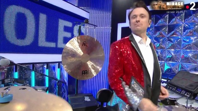 FEMME ACTUELLE - N'oubliez pas les paroles : un des musiciens n'est pas inconnu des téléspectateurs de The Voice