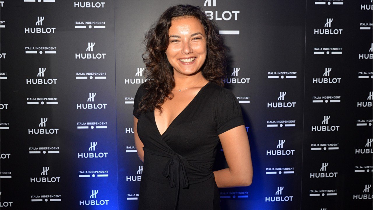 FEMME ACTUELLE - Anaïs Baydemir maman : la présentatrice météo de France 2 félicitée par les internautes