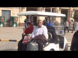 سيارات جولف لنقل كبار السن وذوي الاحتياجات الخاصة في محطة مصر