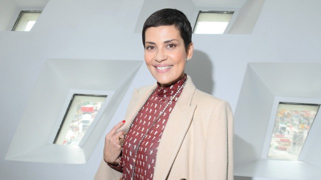 FEMME ACTUELLE - Cristina Cordula fait face à son sosie (presque parfait) dans Les Reines du shopping
