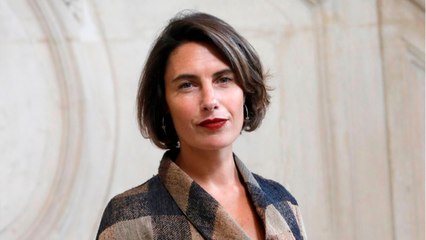 FEMME ACTUELLE - Alessandra Sublet lumineuse : toutes ses photos seins nus pour la bonne cause