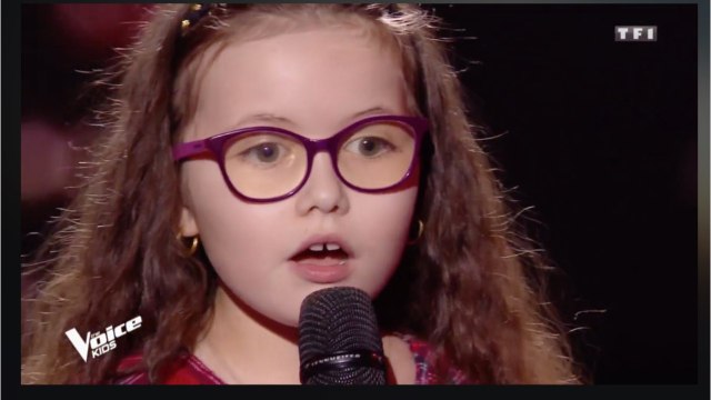 FEMME ACTUELLE - Emma Cerchi (The Voice Kids) : Plus je grandis, plus je perds la vue , la jeune fille de 11 ans se confie sur sa terrible maladie