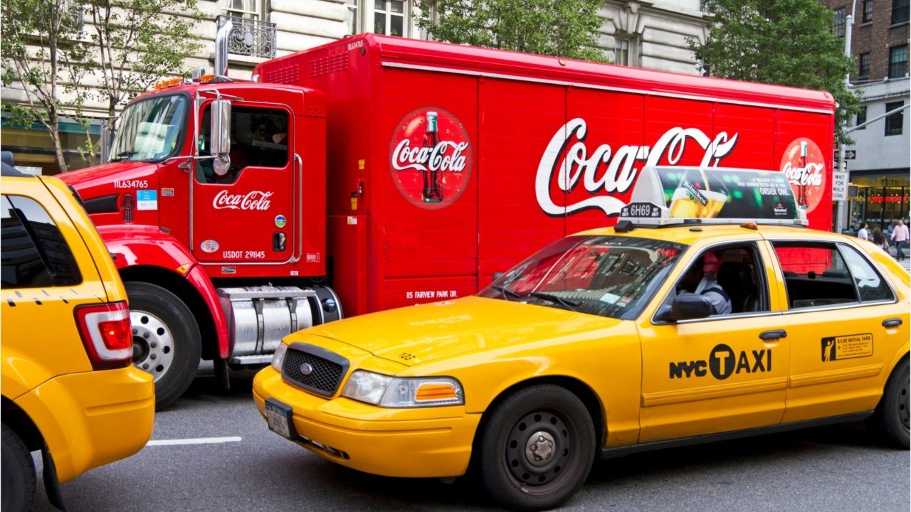 FEMME ACTUELLE - Coca-Cola : pourquoi vous risquez de ne plus en trouver chez Intermarché