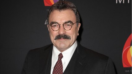 FEMME ACTUELLE - "Magnum" : que devient Tom Selleck, l'acteur historique de la série culte ?