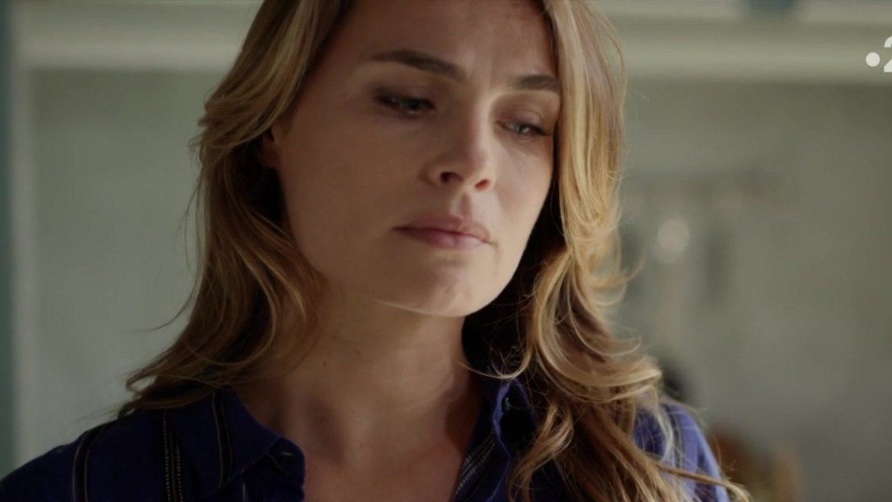 FEMME ACTUELLE - "Un si grand soleil" : L'enquête sur la mort de Perrine se poursuit, Florent demande pardon à Claire, Enzo fait une nouvelle découverte... Le résumé de l'épisode 327