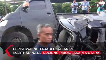 下载视频: Rem Blong, Truk Tabrak 7 Mobil dari Belakang di Tanjung Priok