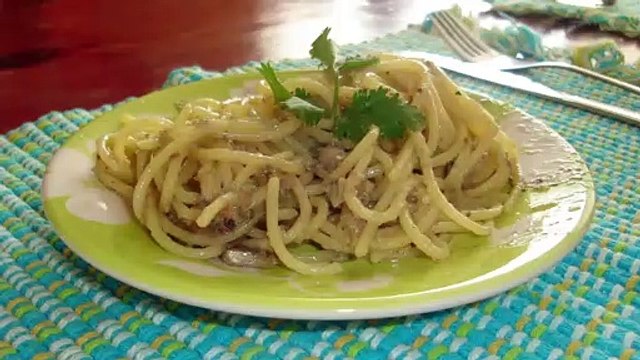 Macarrão Alho e Óleo com Sardinha