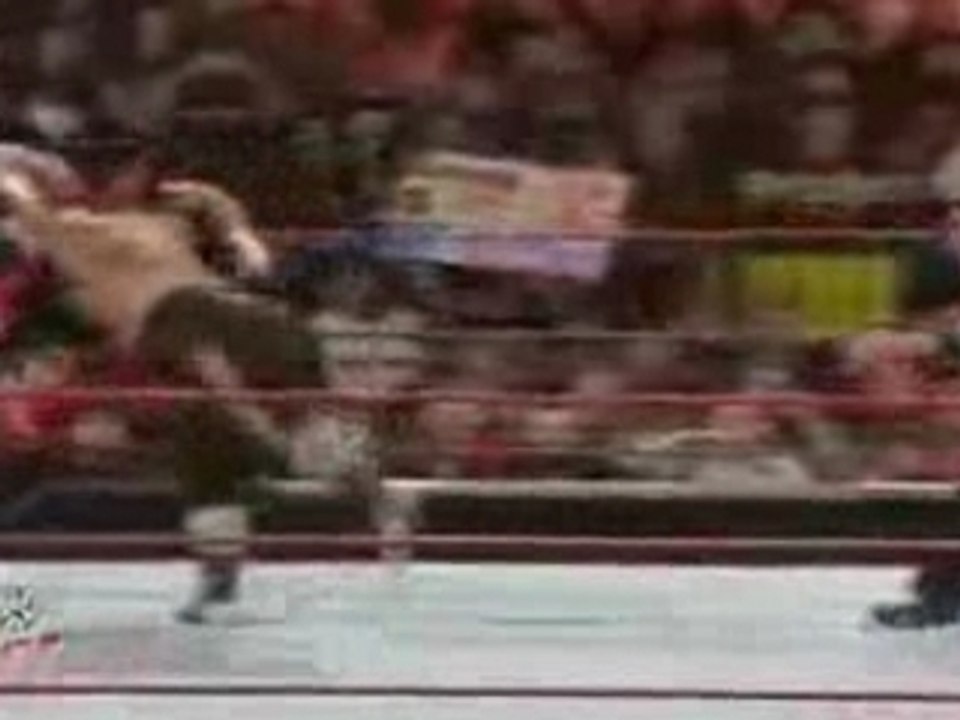 RAW 03/03/08: Umaga Vs Super Crazy
