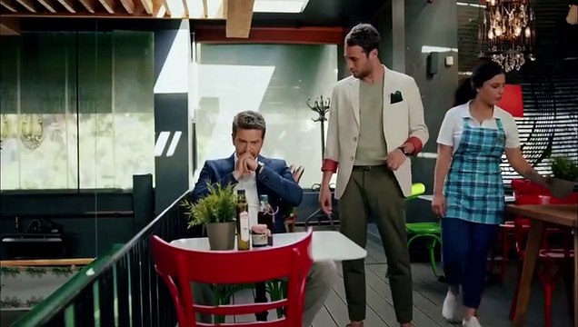 High Society - Episode 11 - Turkish Drama - Urdu Dubbing