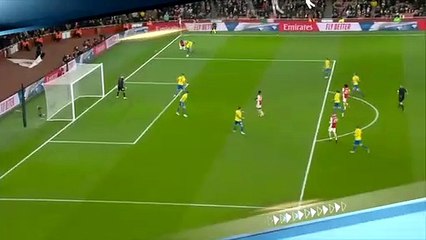 [스포츠영상] '해트트릭 활약' 아스널 은케티아의 힐킥 골