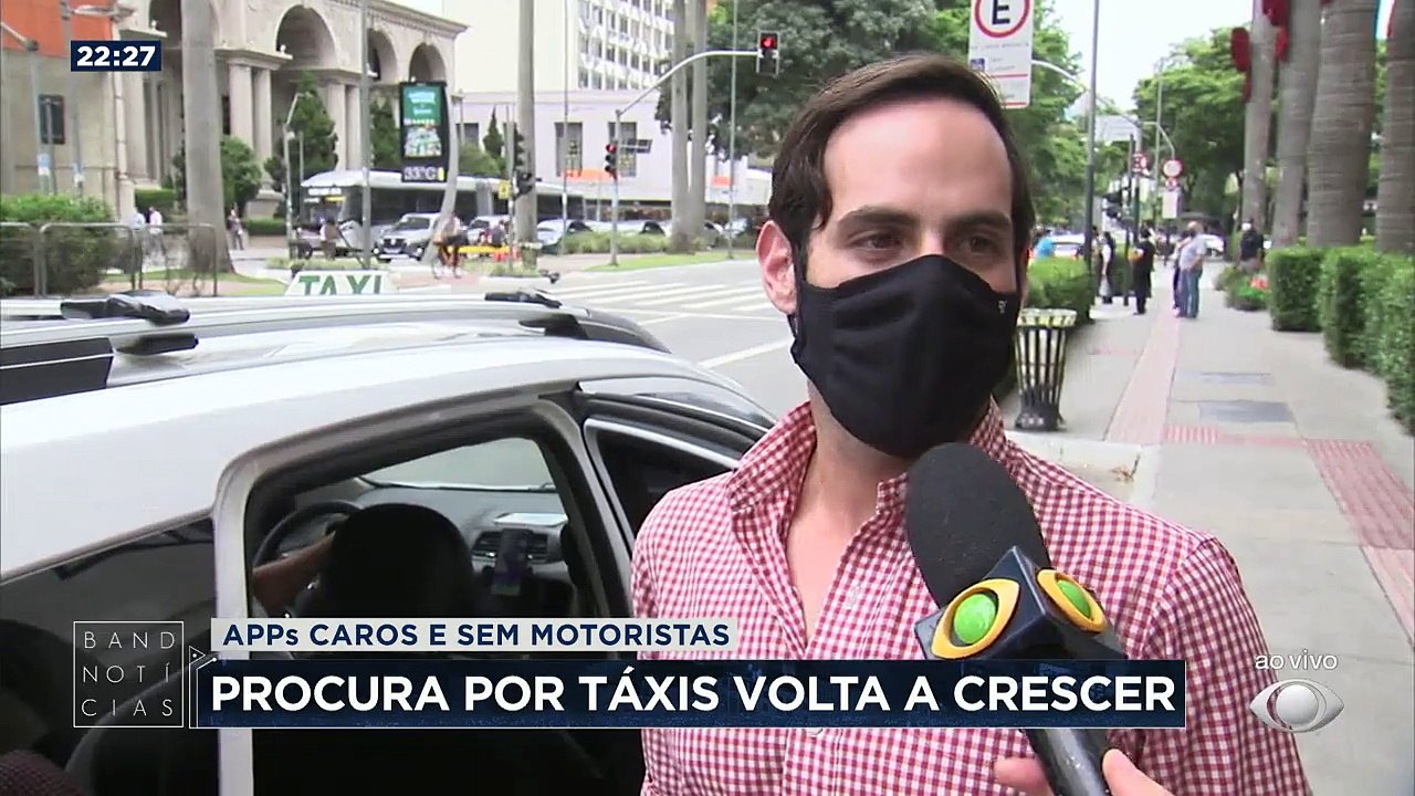 Passageiros voltaram a pegar táxis depois de apagão de motoristas de aplicativos.