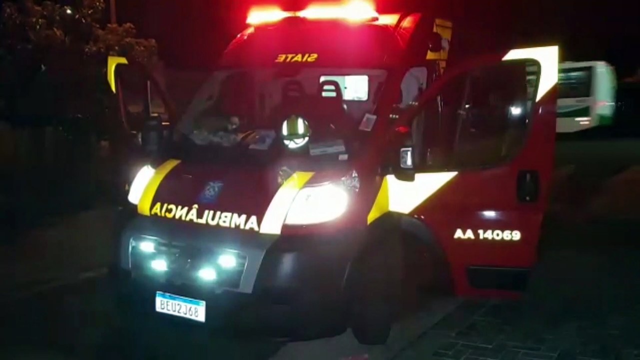 Enquanto fazia pintura, homem cai em degrau de escada, fica ferido e mobiliza Siate ao Cascavel Velho