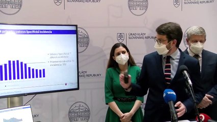 Brífing ministra zdravotníctva V. Lengvarského