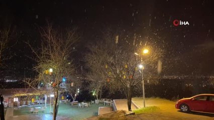 Düzce'de lapa lapa kar yağdı