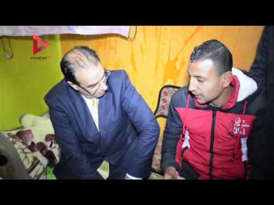 محافظ الدقهلية يقدم واجب العزاء لأسرة الشهيد محمود مجدى