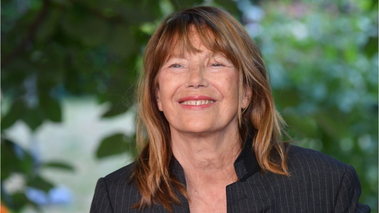 FEMME ACTUELLE // "Je parlais bizarrement" : Jane Birkin revient sur les heures qui ont précédé son AVC