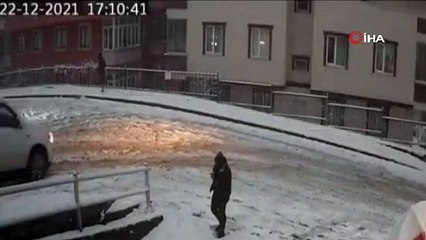 Karda frene basınca... Korkunç kaza kamerada!