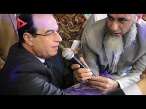 محافظ الدقهلية وكيلا لعروس يتيمة في حفل الزفاف الجماعي للأيتام