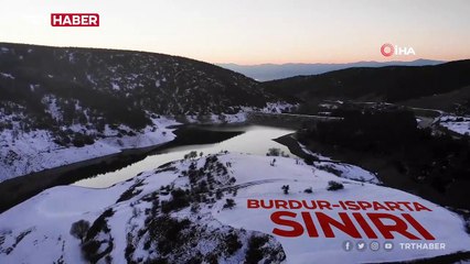 Burdur'da yüksek kesimler beyaza büründü