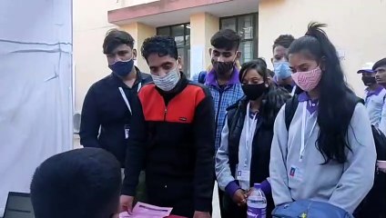 Job Fair- 800 युवाओं को मिले रोजगार के ऑप्शन