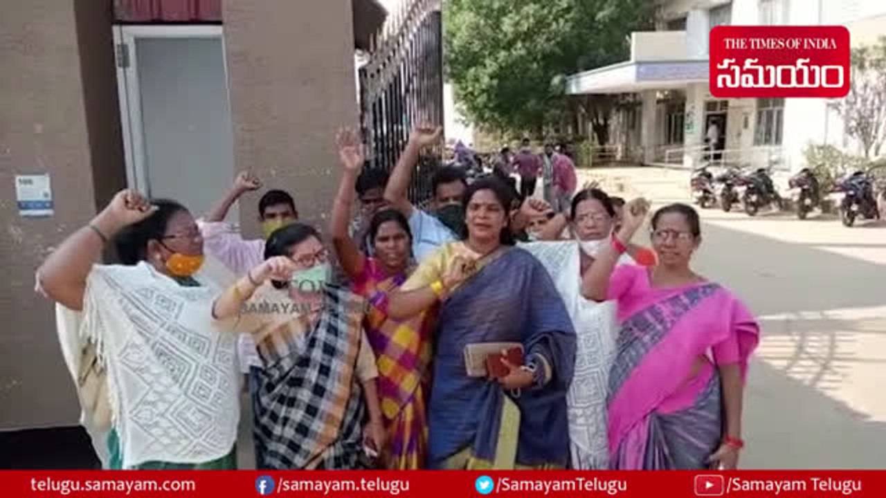 సగం ప్రసవం చేసిన తర్వాత బిడ్డను లోపలకు నెట్టి కుట్లు