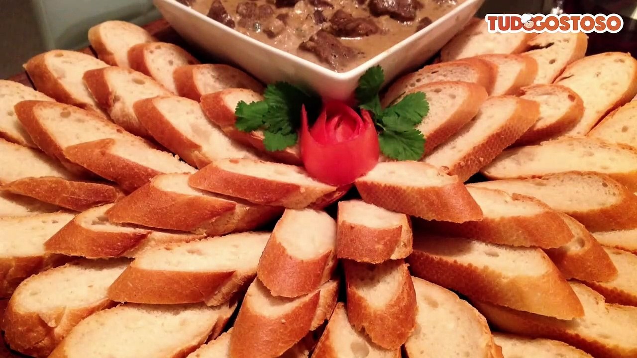 Filé mignon ao molho de gorgonzola