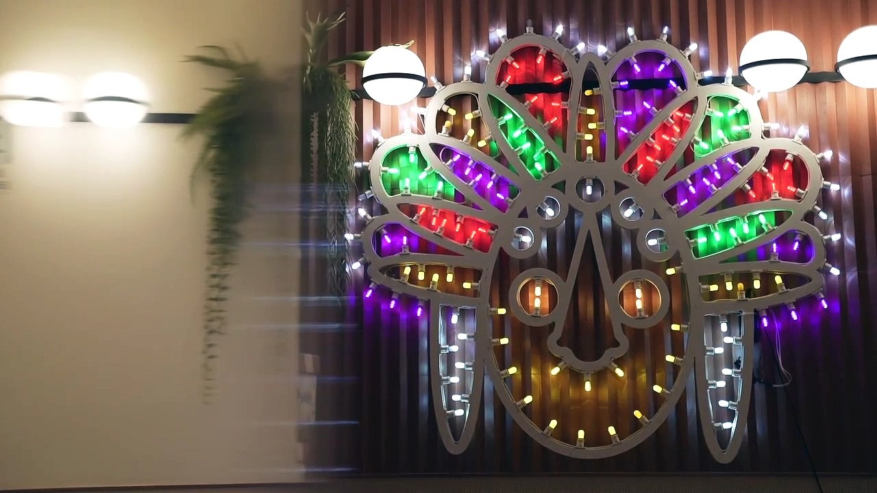 Natale 2021 in Puglia, fantastiche le luminarie di Molfetta - il video con immagini aeree