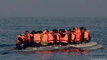 تهلكة بانتظار مهاجرين بقناة المانش بين فرنسا وبريطانيا