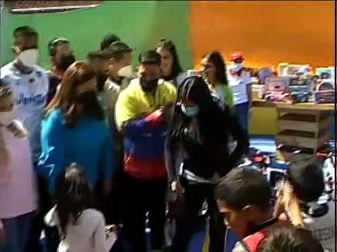 Entérate | Gobierno Nacional entregó juguetes a niños y niñas de la Cota 905 en Caracas