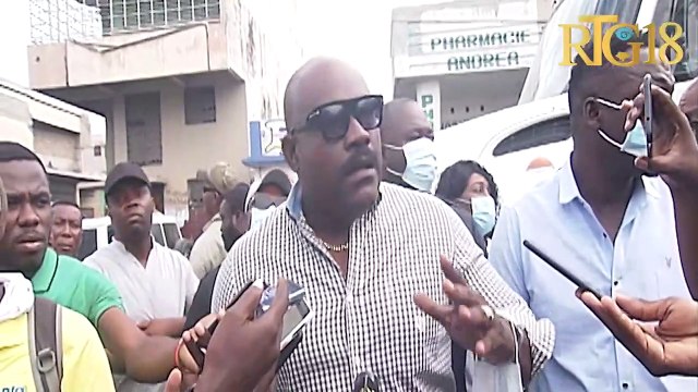 Direktè jeneral CNE nan kad pwogram CNE lakay ou remèt kèk materyèl tankoubay responsab mache nivana