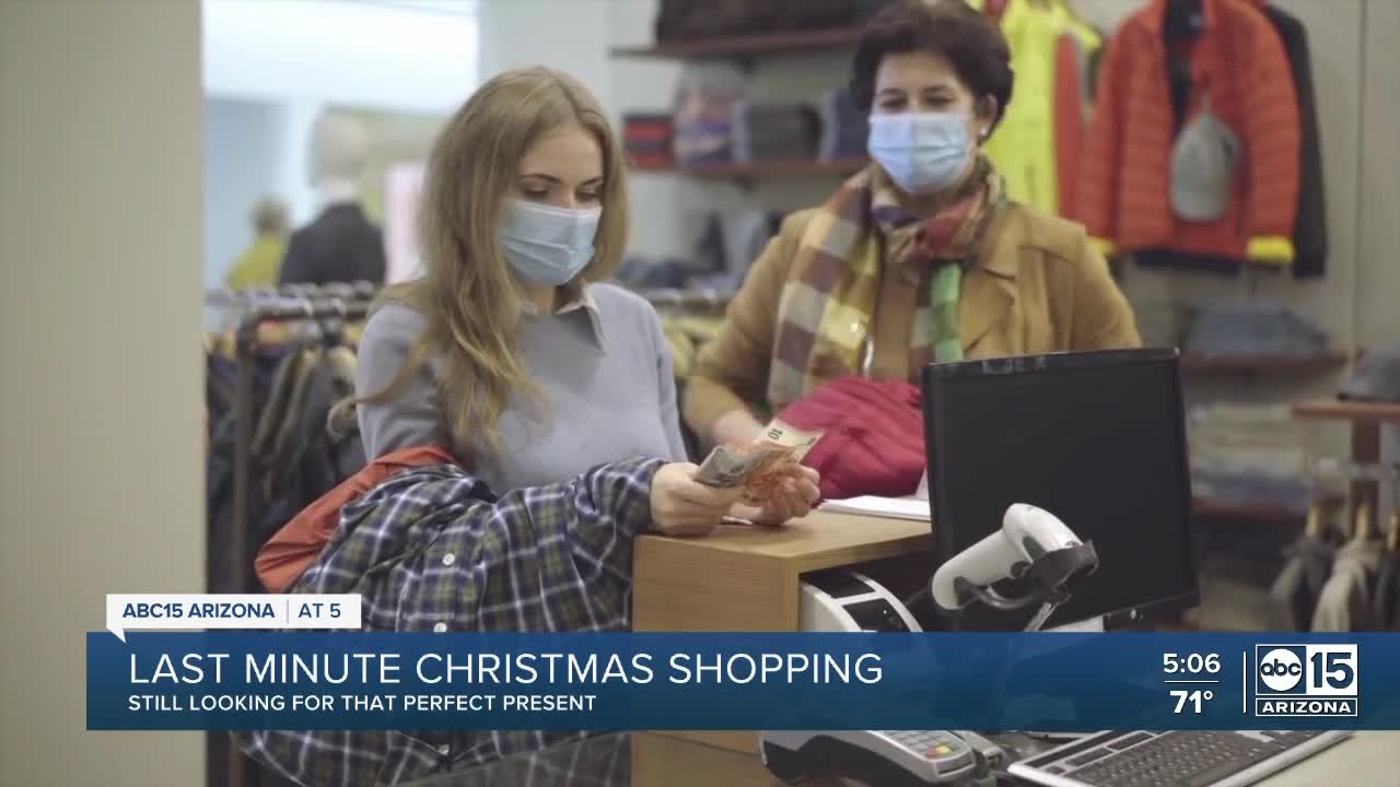 Some Valley shoppers still hunting for gifts ahead of Christmas