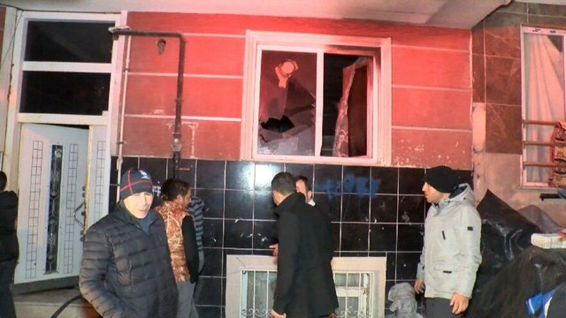 İstanbul’da 4 katlı binada korkutan yangın