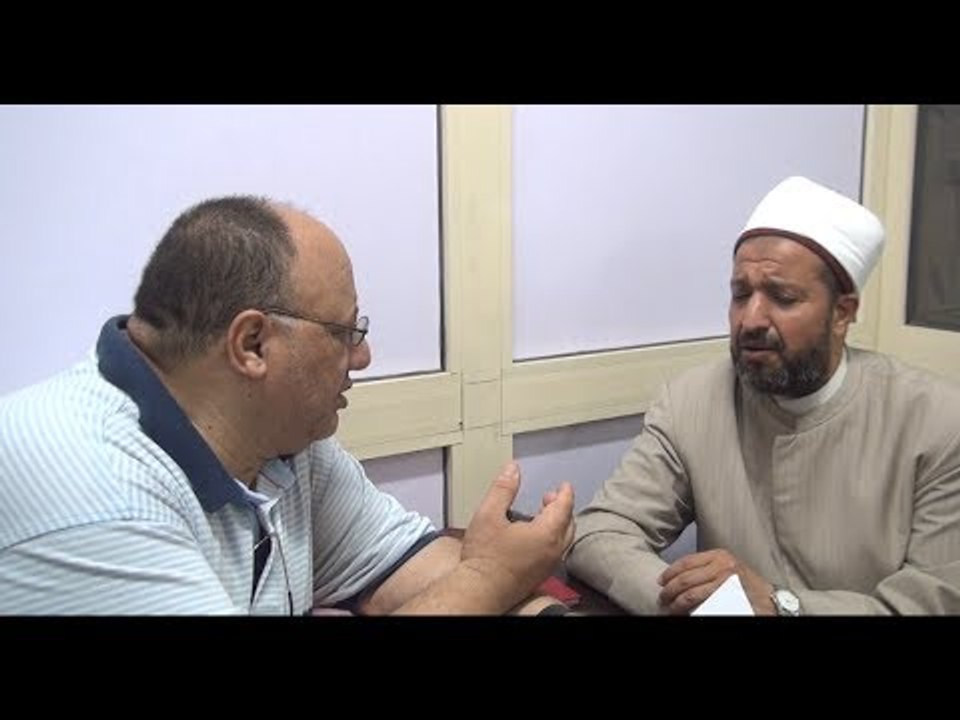 أبرز فتاوى الأكشاك.. الإلحاد يتصدر و"فايدة البنوك حلال"