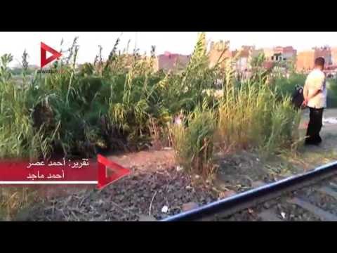 انهيار نجل أحد ضحايا حادث الإسكندرية بعد علمه بوجود والده في القطار