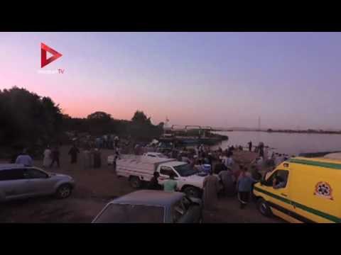 أهالي قرية الفنت ينتظرون إنتشال جثث ذويهم بحادث غرق سيارة من أعلى معدية نيلية ببني سويف‎