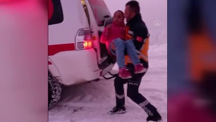 10 yaşındaki hasta ekiplerin çalışmaları sonucu hastaneye ulaştırıldı