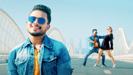 गोलू गोल्ड ने अपने देसी गाने में लगाया विदेशी मॉडल के साथ ठुमका