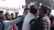 Video of clash between supporters-opponents of Harish Rawat