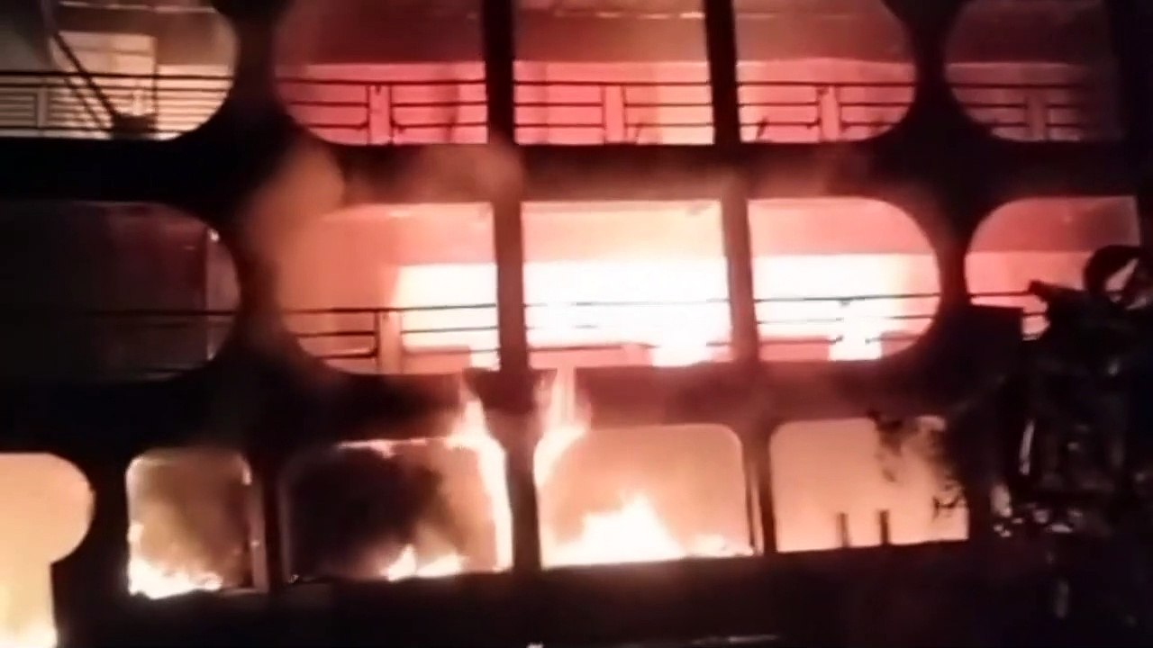 Bangladesch: Viele Tote nach Brand auf Fähre