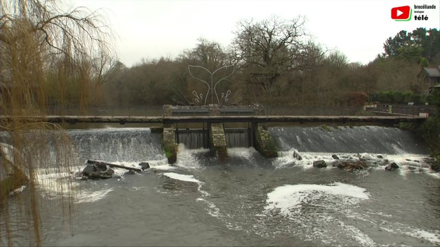 La Gacilly | L'Aff et la Passerelle - Brocéliande Bretagne Télé